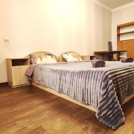 Водопійна 19 Cityrooms Bila Tserkva Luaran gambar
